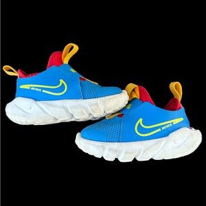 Size 5 toddler Nike Flex Runner